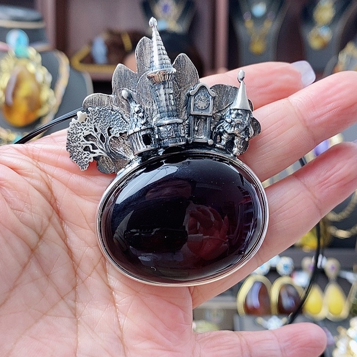 琥珀颈饰银S925镶嵌吊坠