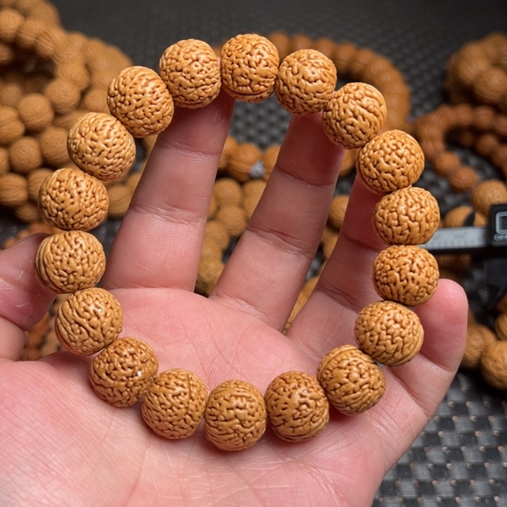 桃核手串小****）野生蚂蚁柳叶