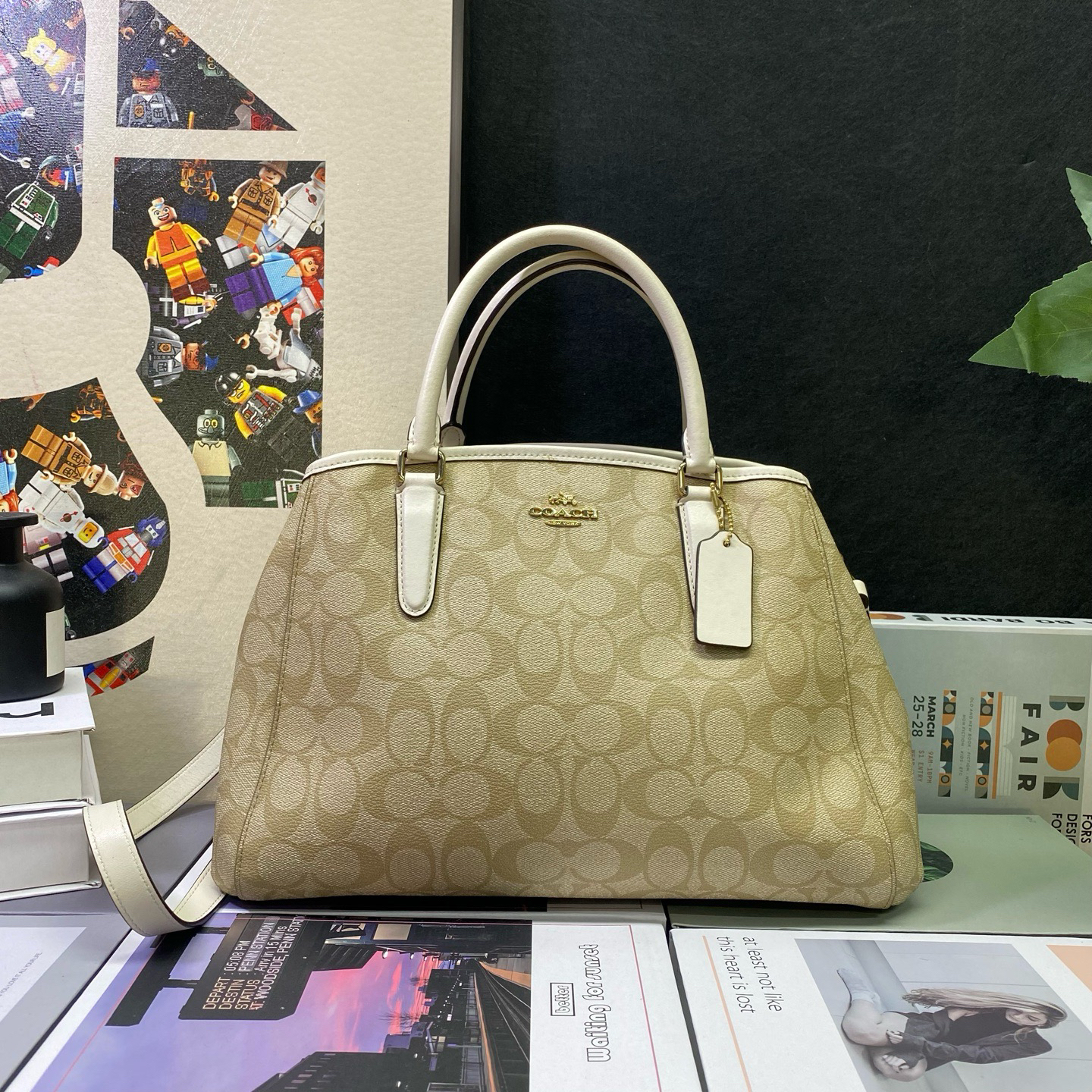 95新 COACH/蔻驰 22784斜挎包30*22