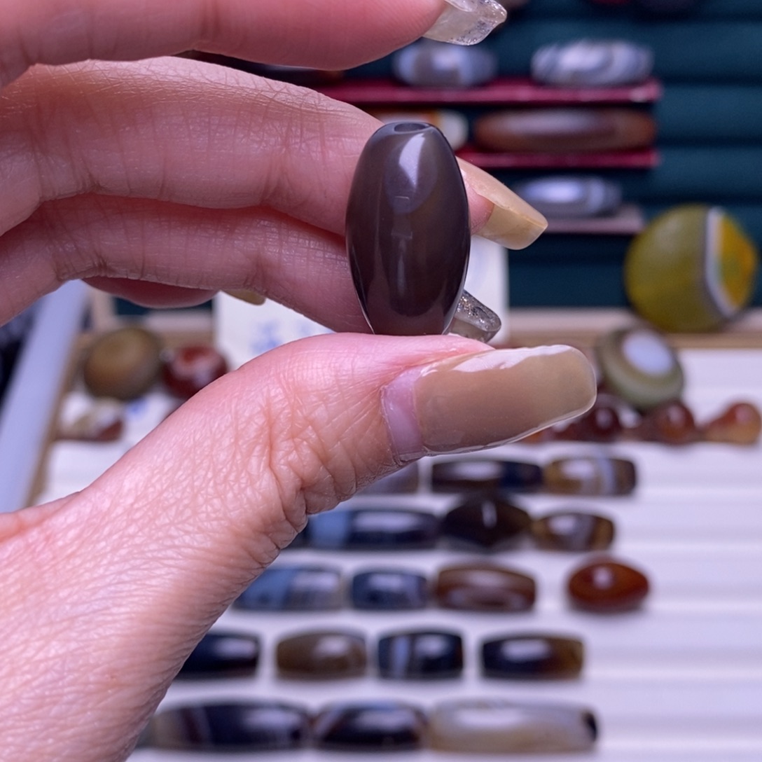 无***聊玛瑙/玉髓合金颈饰