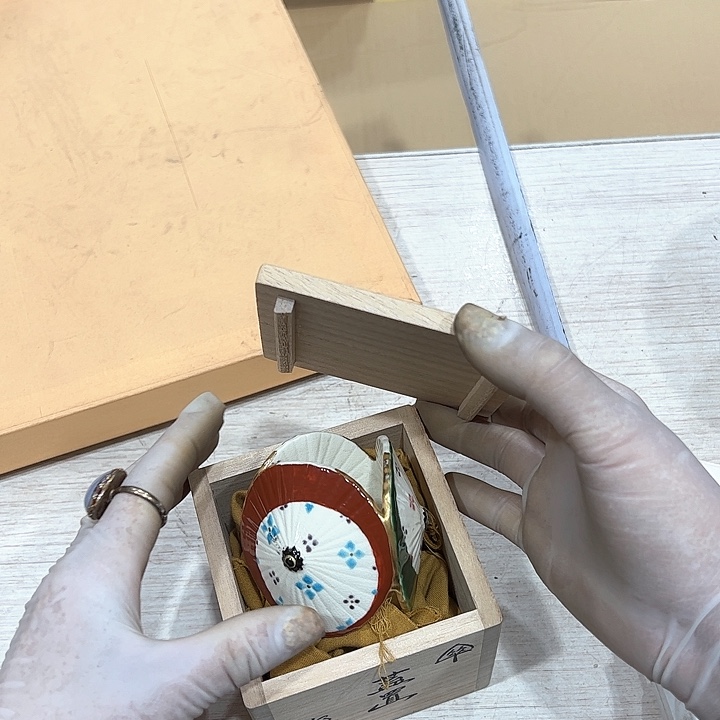 L****?新亿阁中古商品无售后