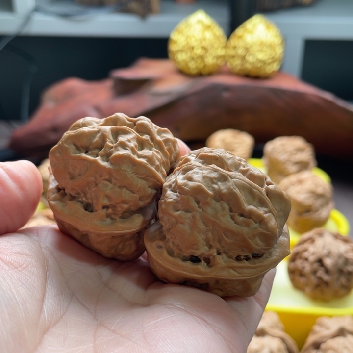 文玩核桃吊坠蛤蟆头3841