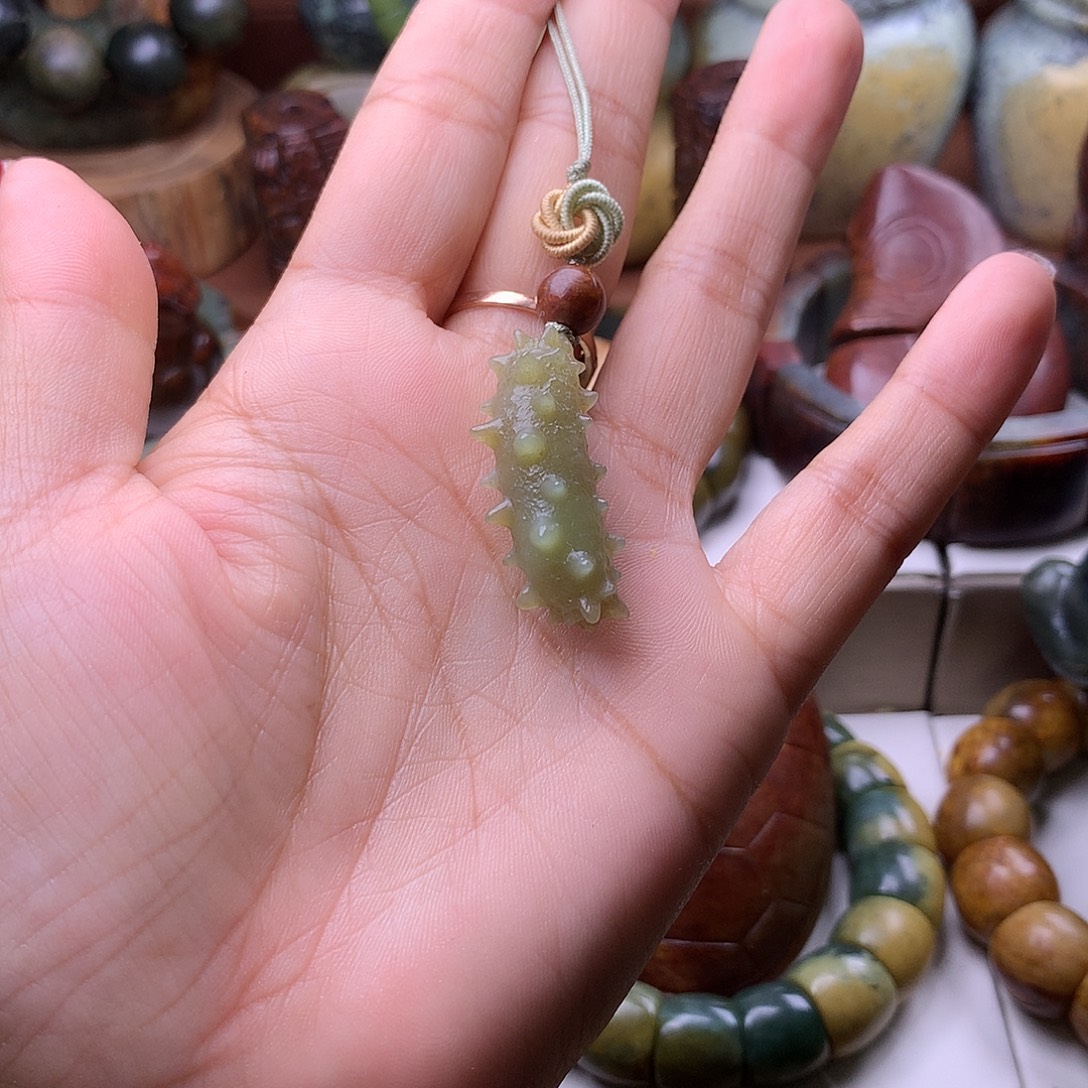 岫岩河磨玉（透闪石质玉）未镶嵌吊坠(不含链)