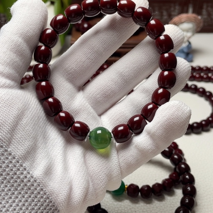 H***。猴头核桃吊坠猴头