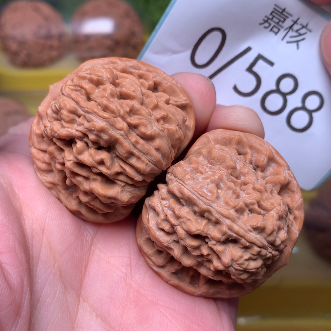 文玩核桃把件汉高楼38