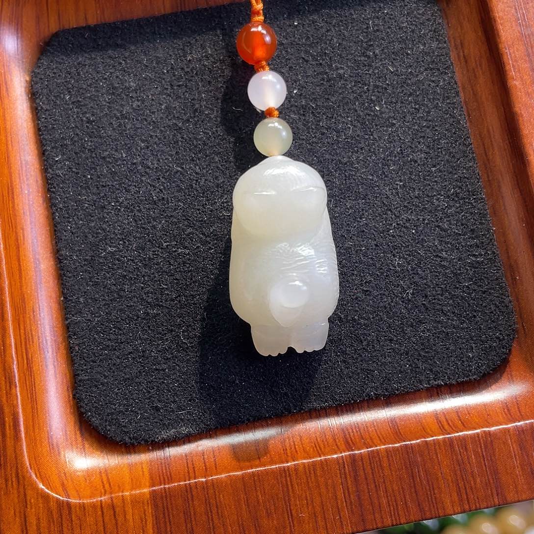 和田玉（糖玉）未镶嵌颈饰