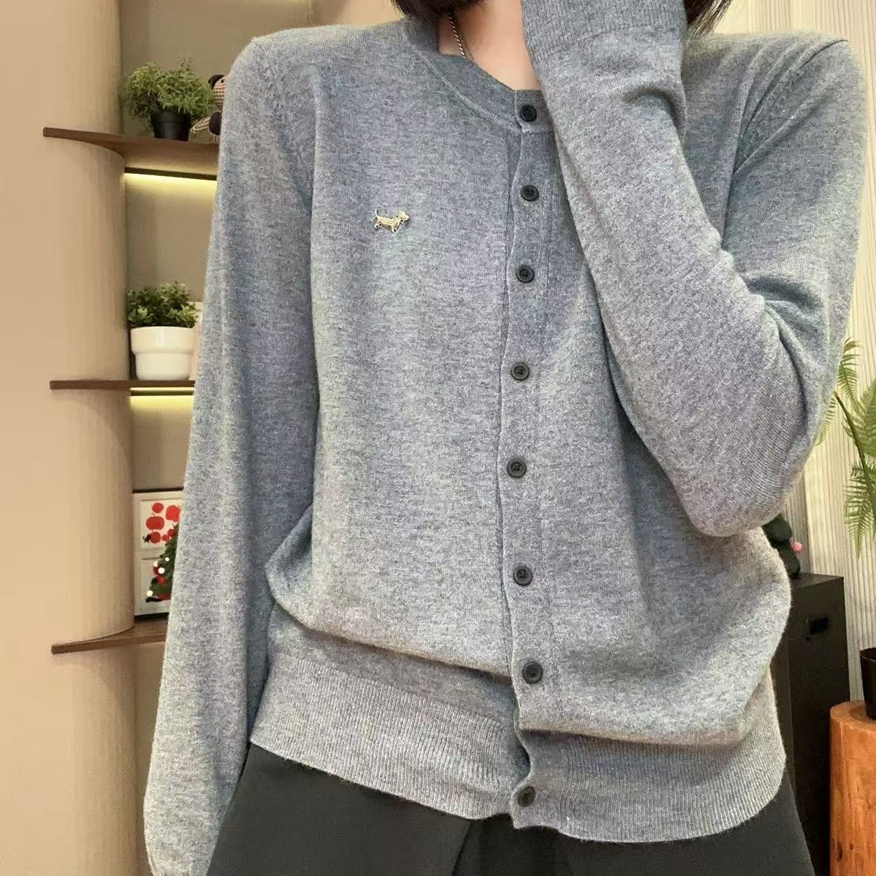 春季金属腊肠狗单排扣开衫针织衫5-3-16