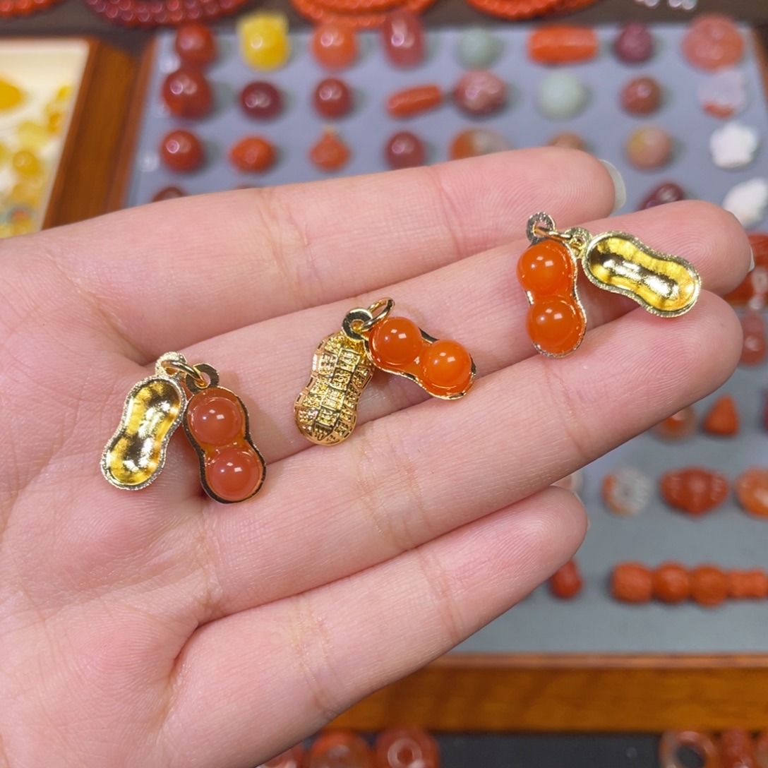 南红玛瑙合金花生小提溜拍一发一直播间挑选