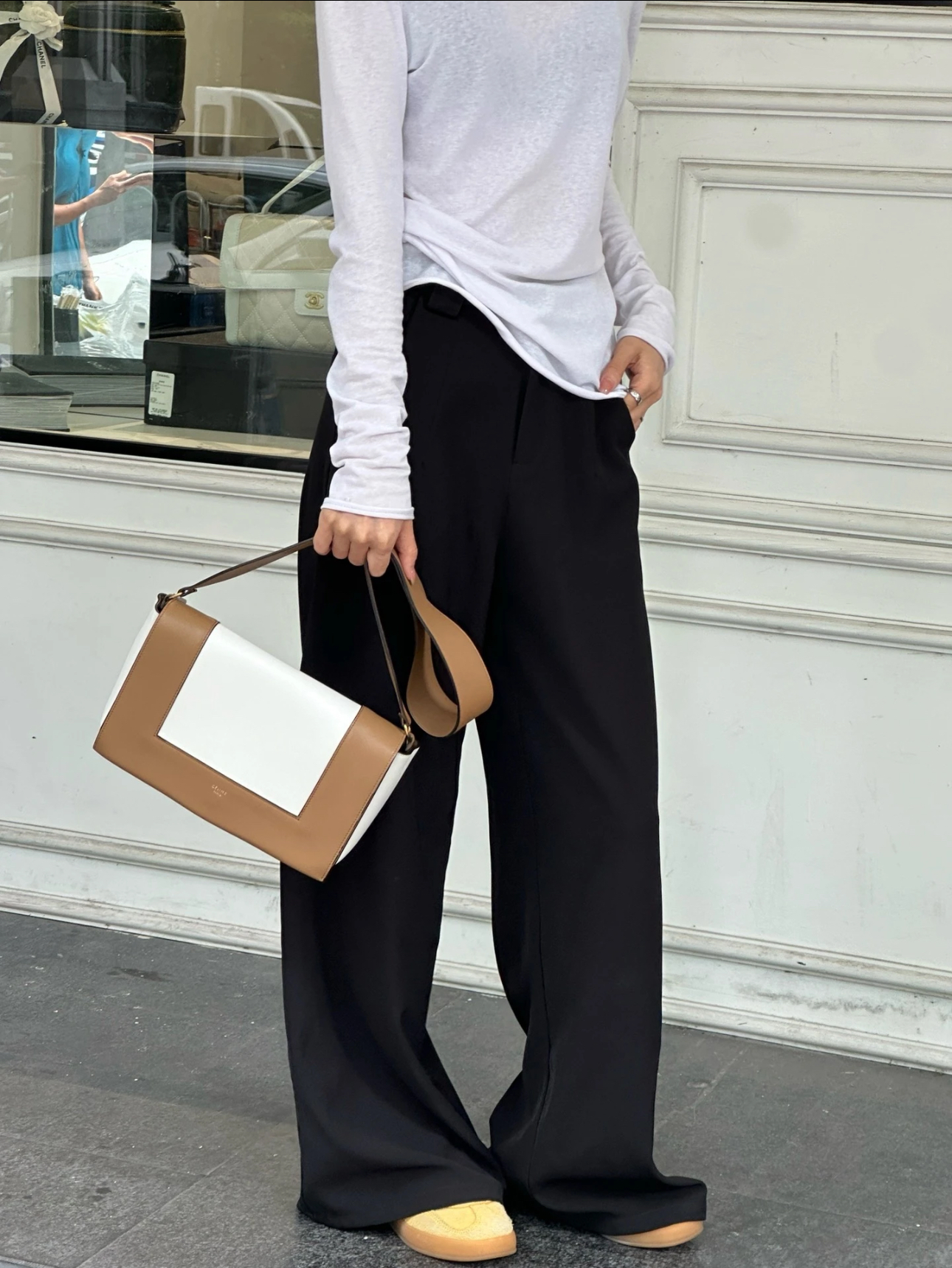 95新 Celine/思琳 展会外场  太妃糖拼奶油白 frame包  26cm