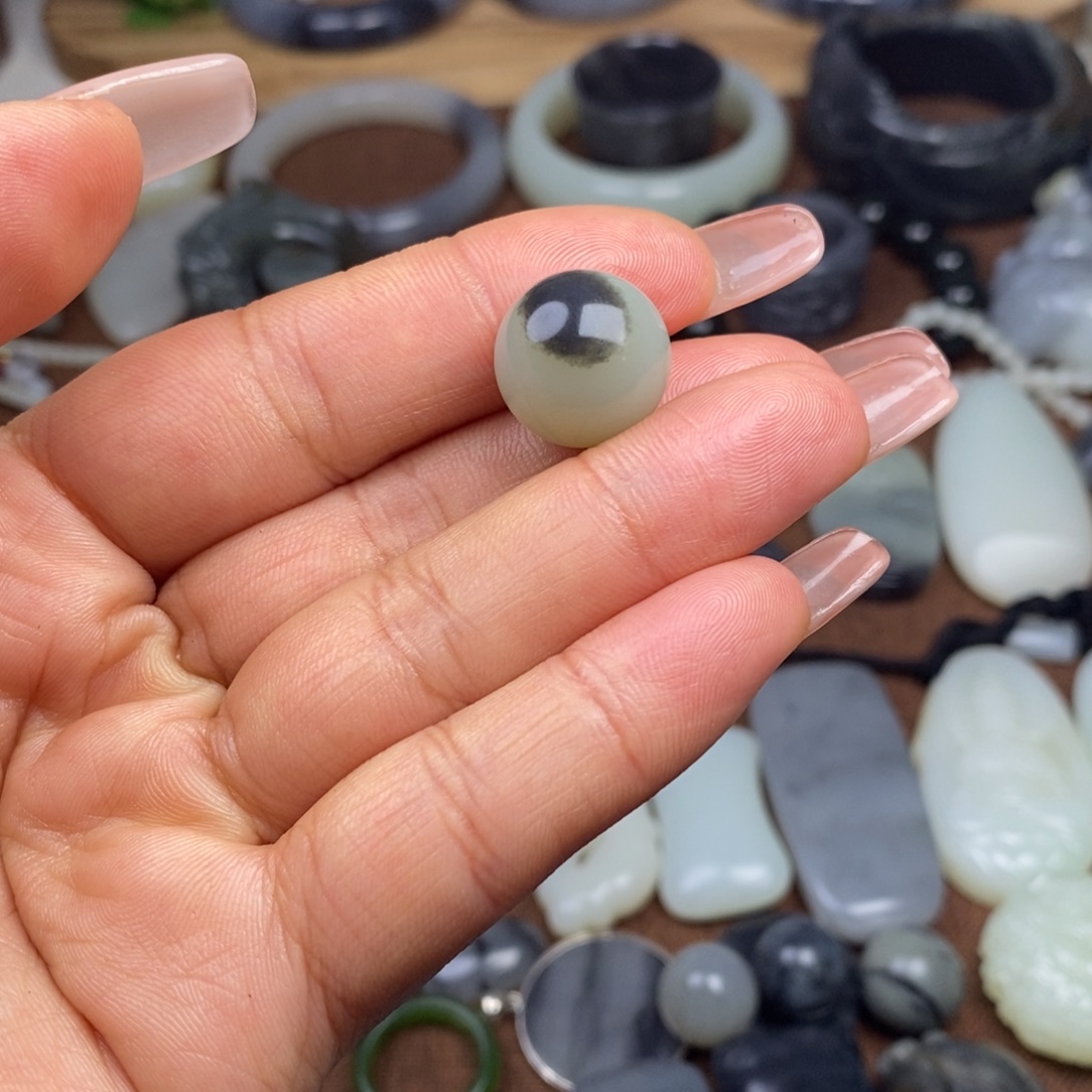 小***叉和田玉未镶嵌颈饰