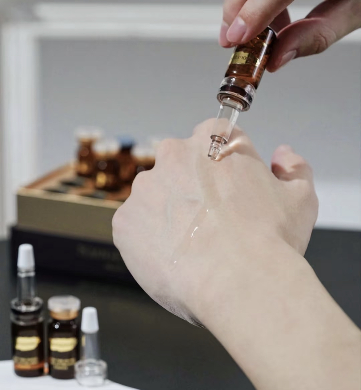 紧致安瓶精华液 5ml*6支1盒 CINDY TAMMY