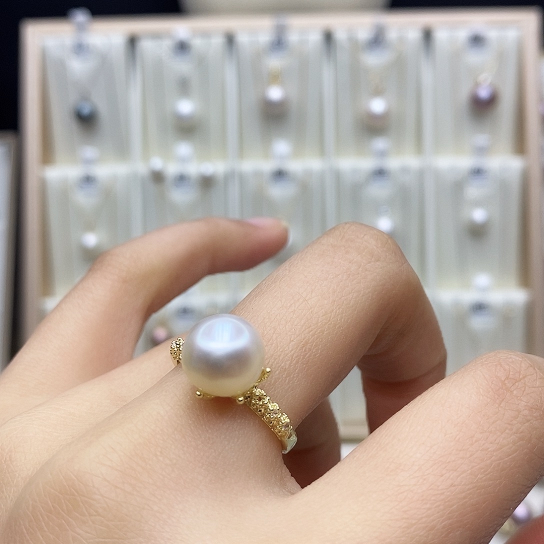 淡水珍珠颈饰合金