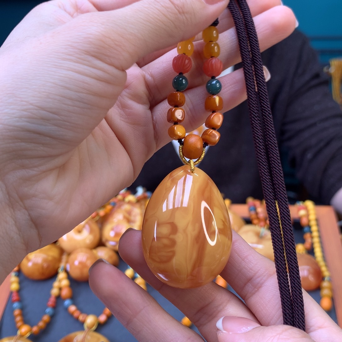 蜜蜡未镶嵌颈饰天然