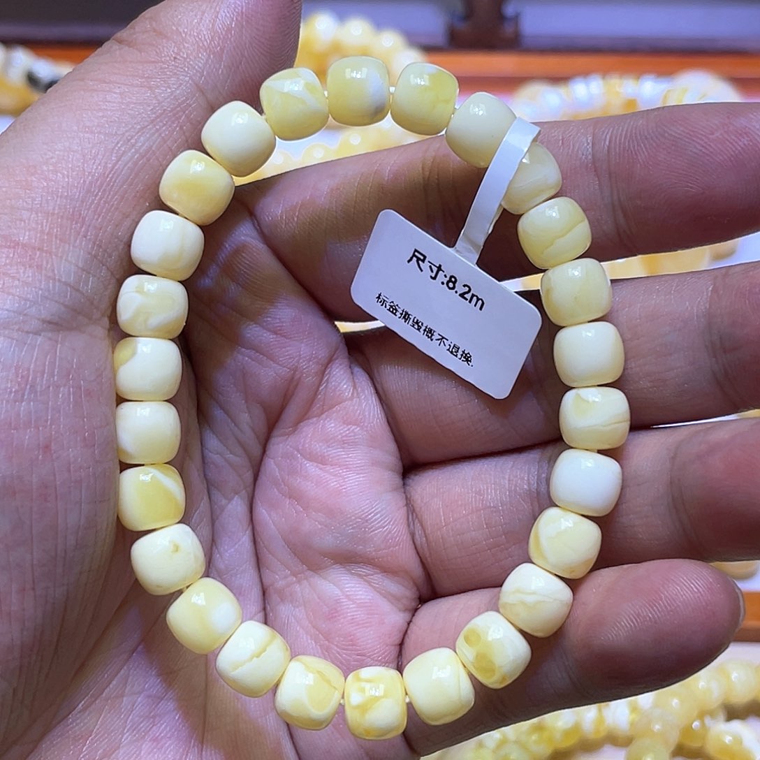 未镶嵌蜜蜡手串8.2mm真白真妖