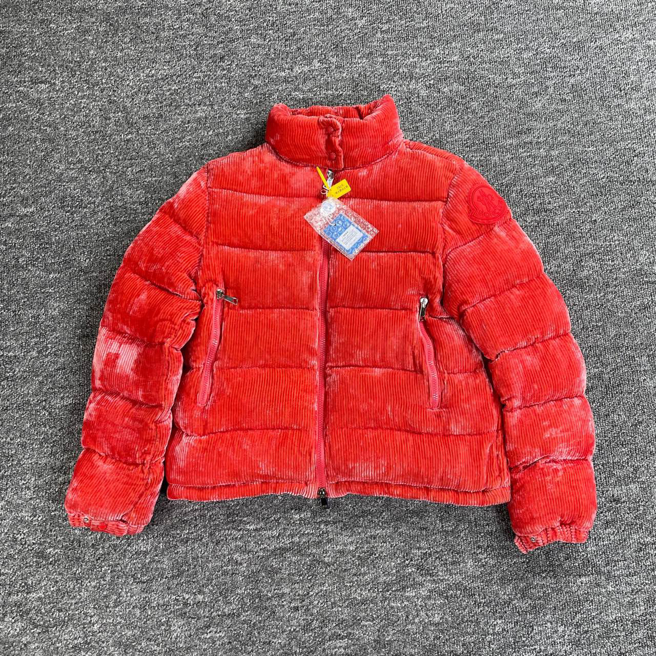 99新 MONCLER 6782/Moncler 红色羽绒夹克/2码/99新/公价6583