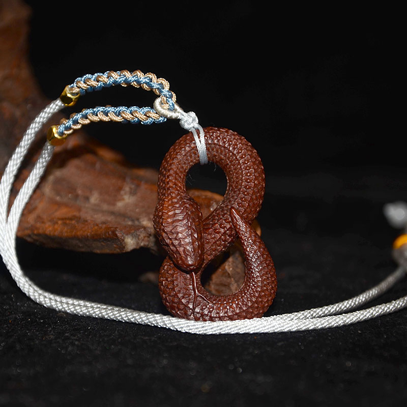 明星同款，蛇形吊坠 蛇来运转 生肖蛇 小青蛇 手把件  项链