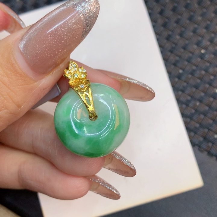 颈饰未镶嵌翡翠天然翡翠