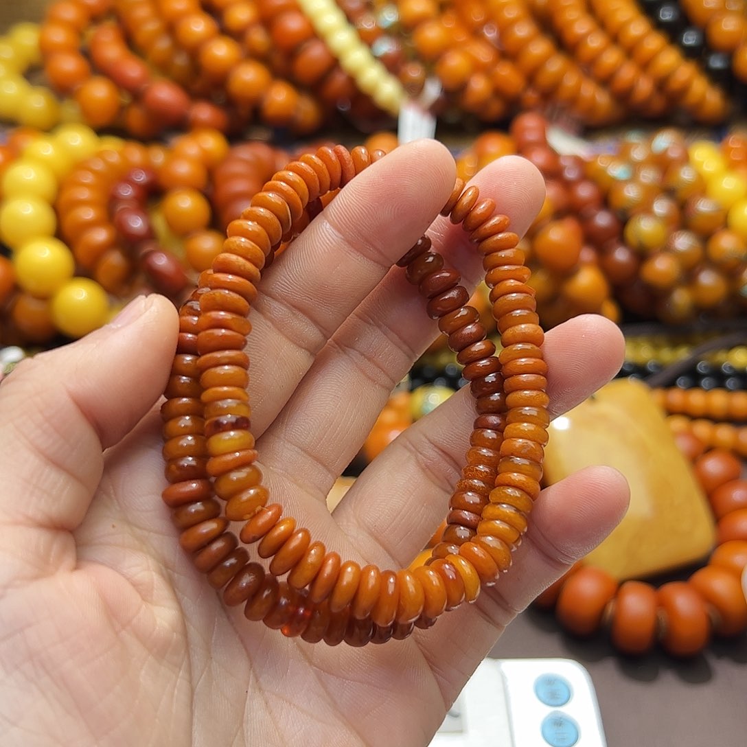 琥珀未镶嵌珠宝奇石多样性发其一