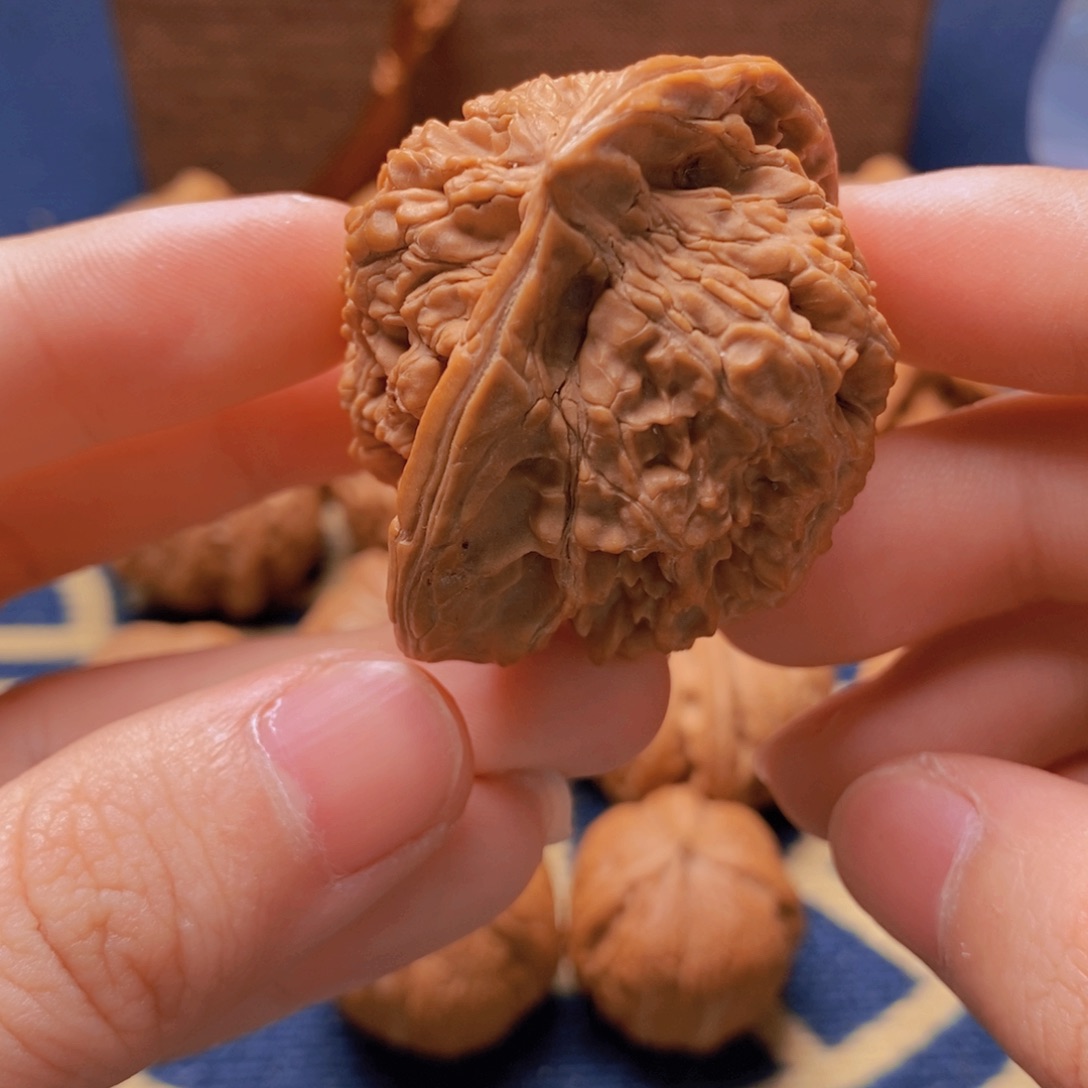 文玩核桃吊坠文玩核桃手把件盘龙虎头