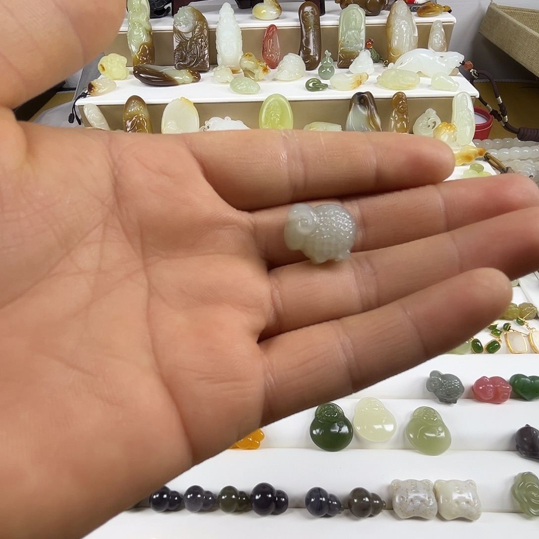 和田玉（糖玉）未镶嵌戒指