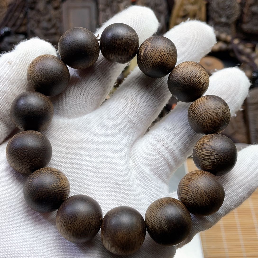 沉香手串芽庄黄奇