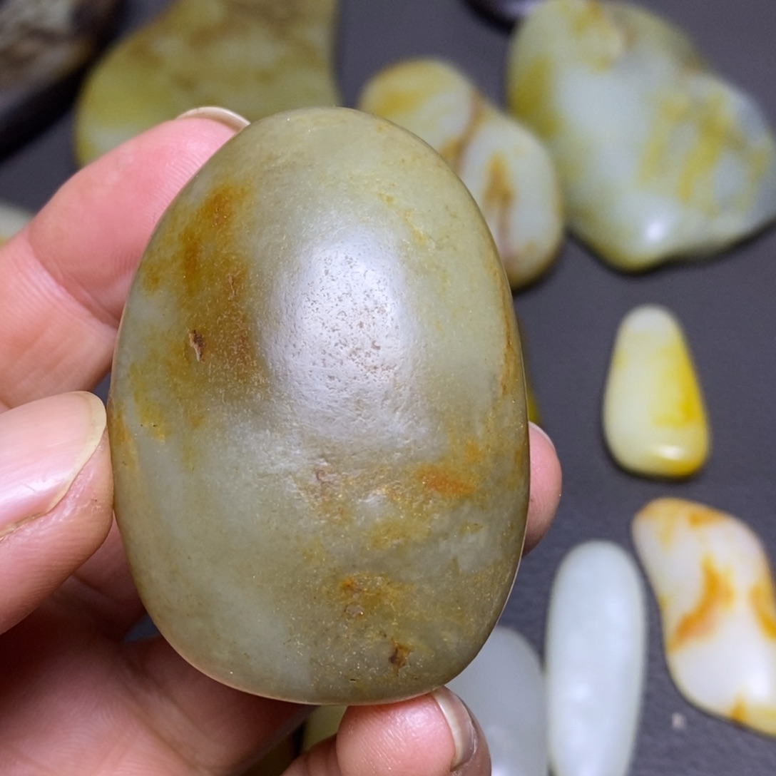 和田玉（糖玉）未镶嵌挂件