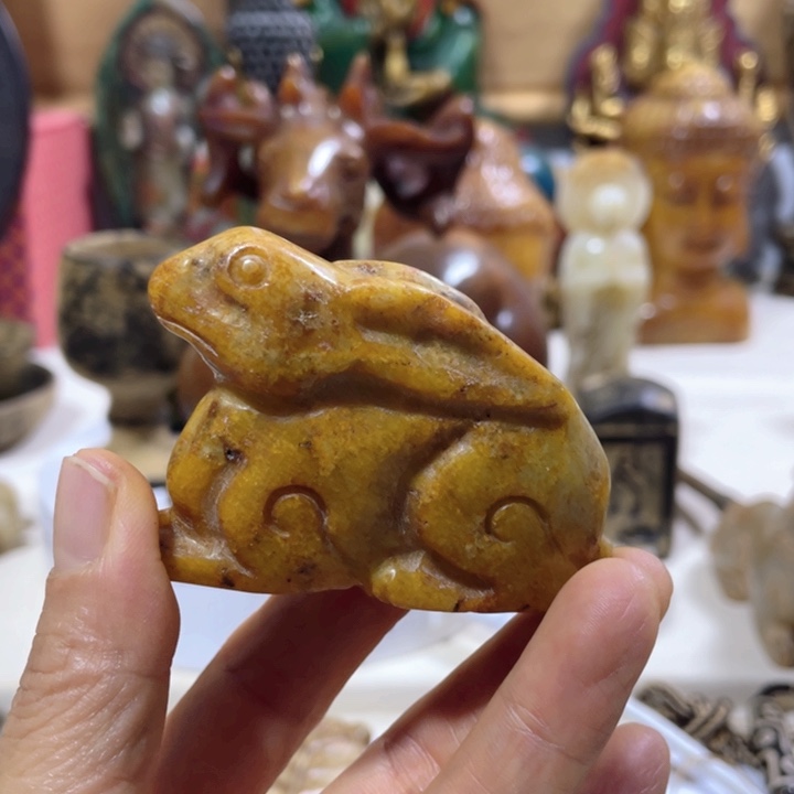 挂件。            