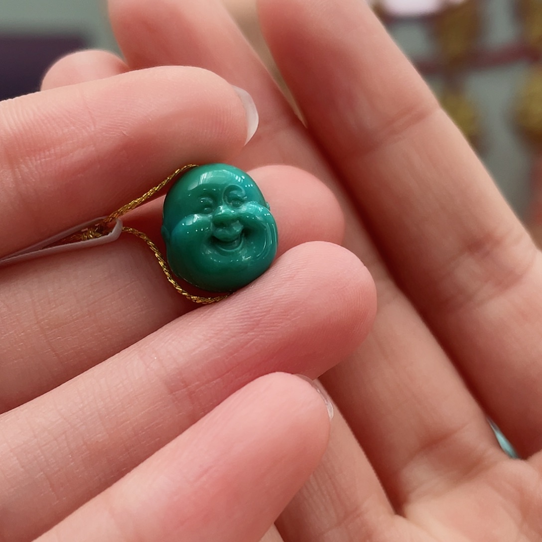 绿松石颈饰未镶嵌