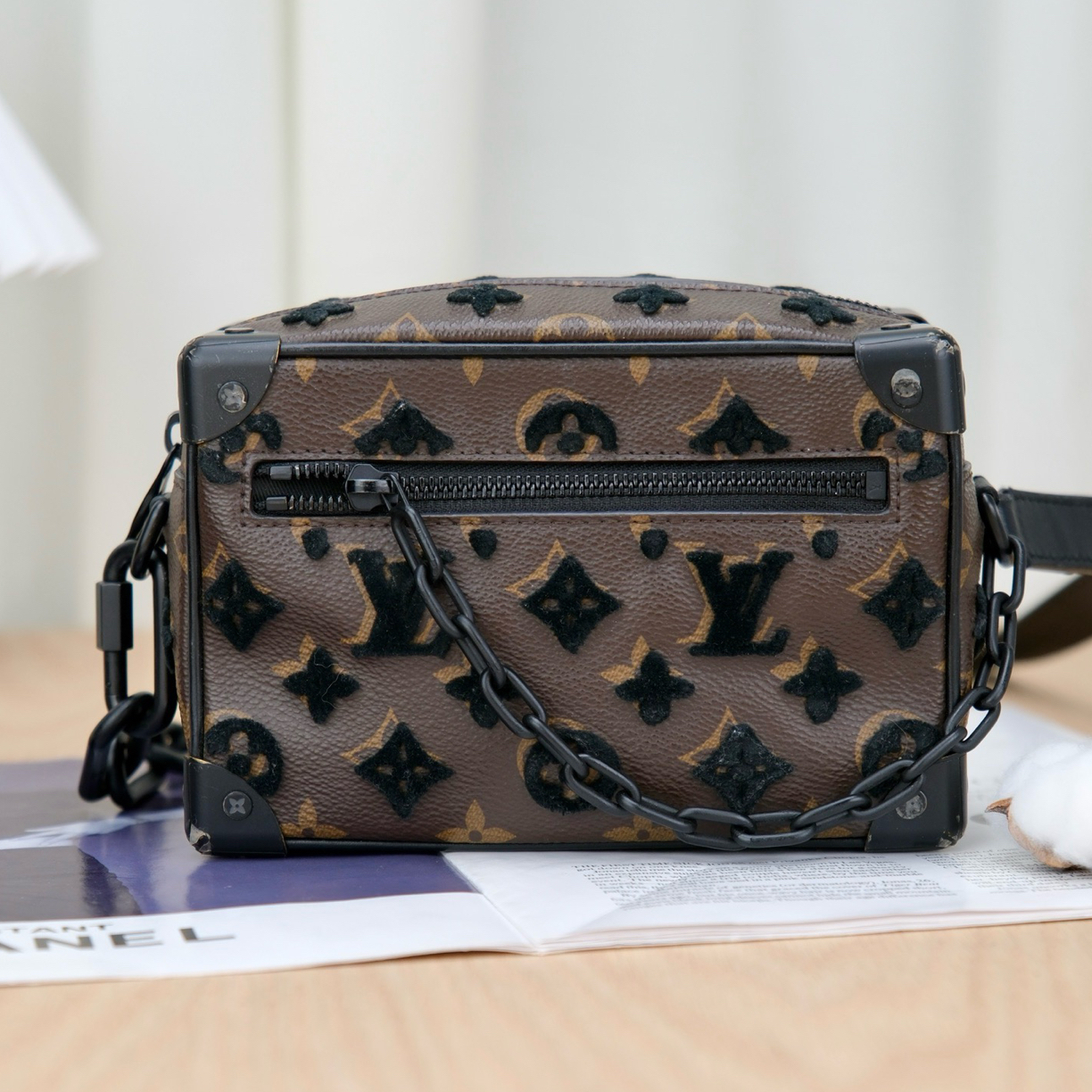99新 LouisVuitton/路易威登 8399 LV soft trunk 棕色胸针