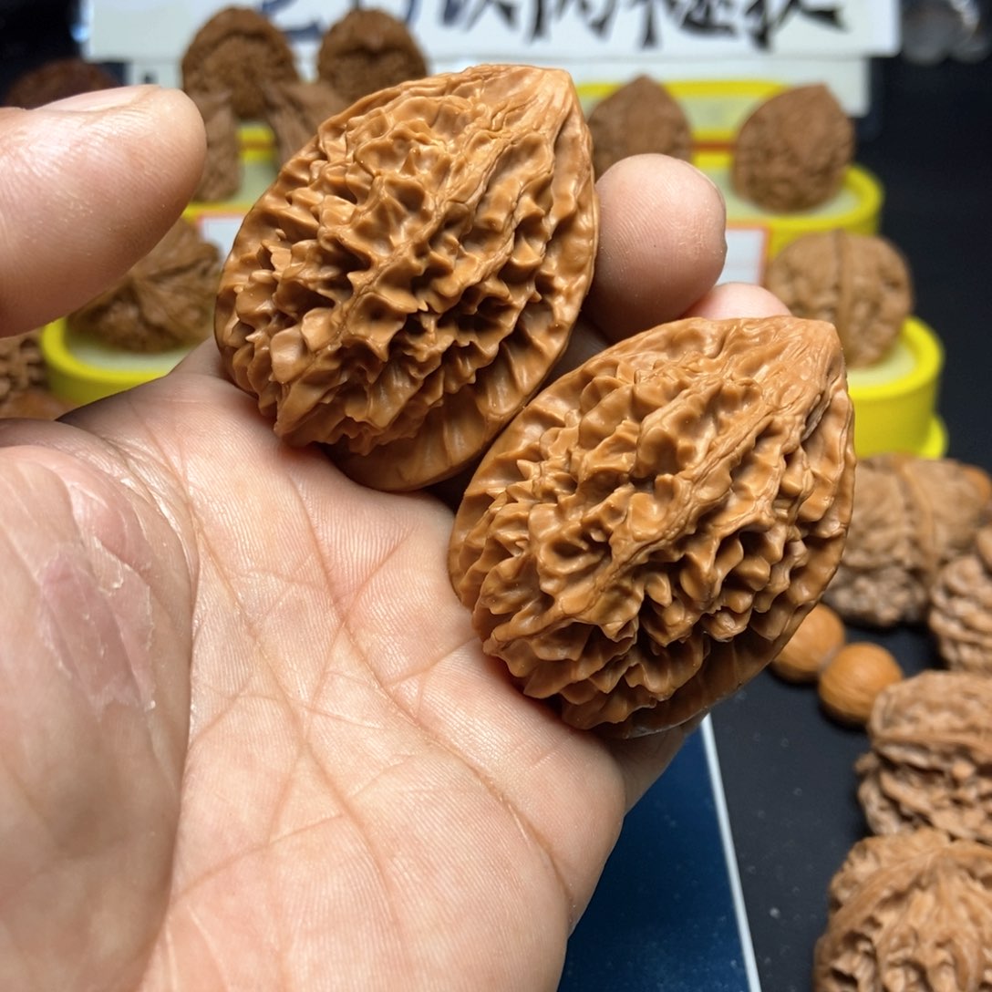 文玩核桃把件汤**叔招财鼠