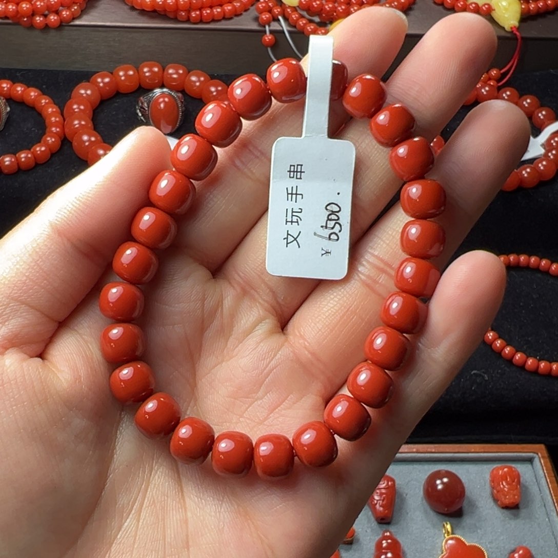 南红玛瑙手串未镶嵌小**导
