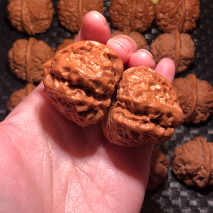 今***白把件文玩核桃蛤蟆