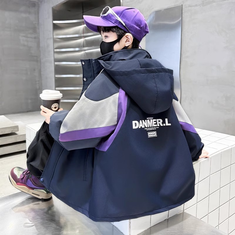 儿童装男童秋装外套2025新款春秋款中大童秋季三合一可拆卸冲锋衣