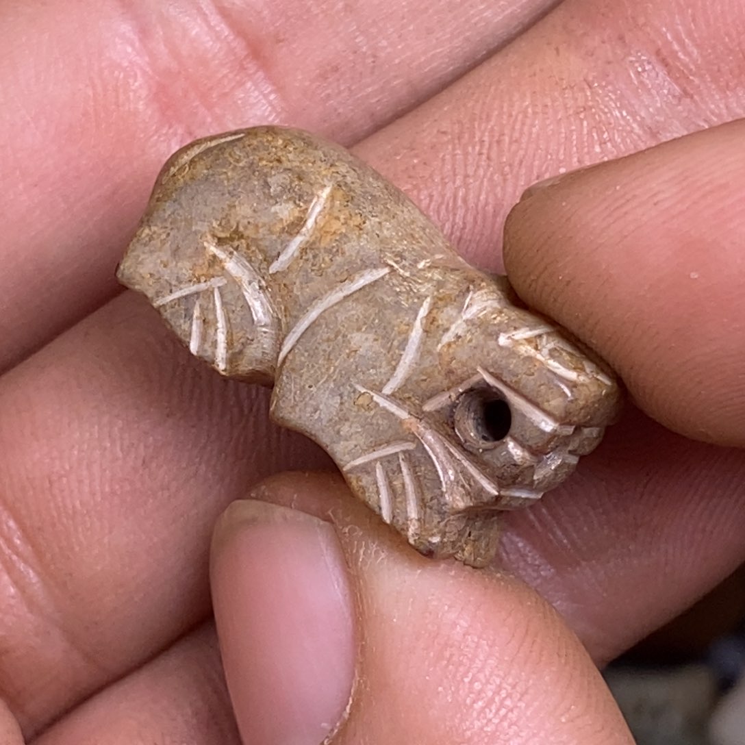 和田玉如图未镶嵌