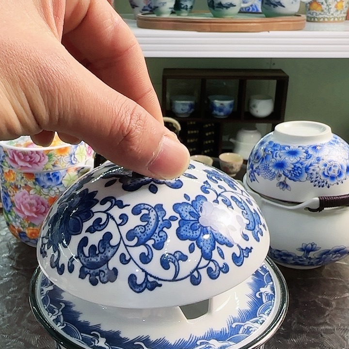 青花瓷器茶叶罐旅行套装