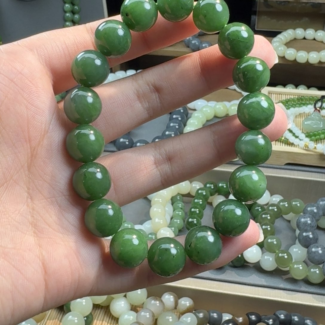 未镶嵌和田玉手链