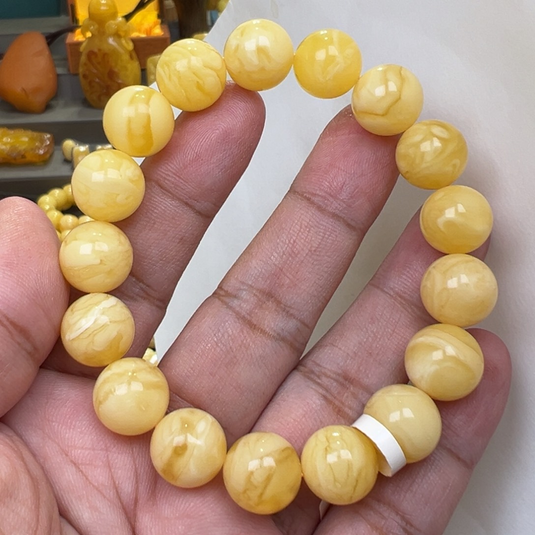 蜜蜡未镶嵌珠宝奇石12加19.3克