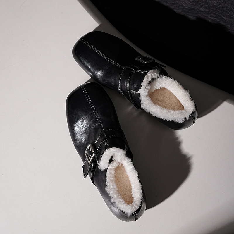 诗博尼·【2cm】34-40头牛/羊皮/羊皮秋冬简约气质通勤扣件勃肯鞋女