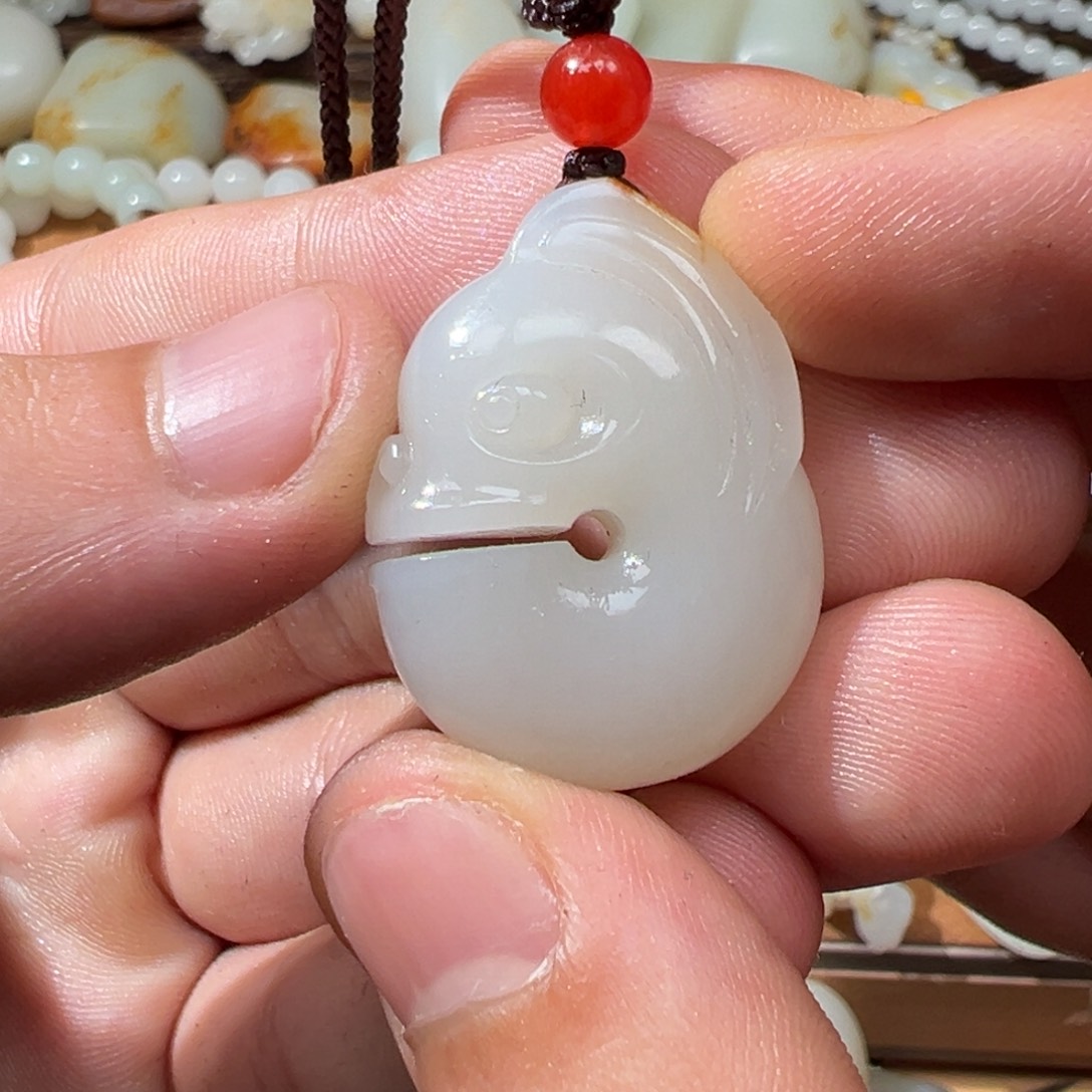 和田玉（子料）未镶嵌挂件