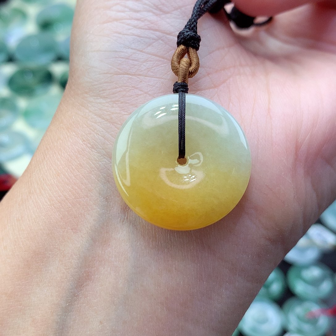 翡翠颈饰未镶嵌58尺寸25.2-5.6