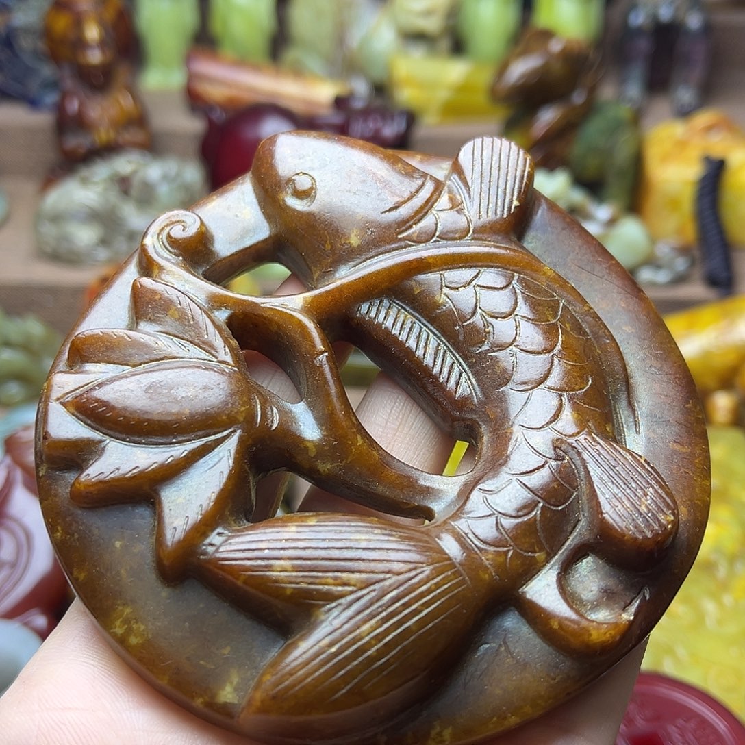 白玉菩提吊坠18。。