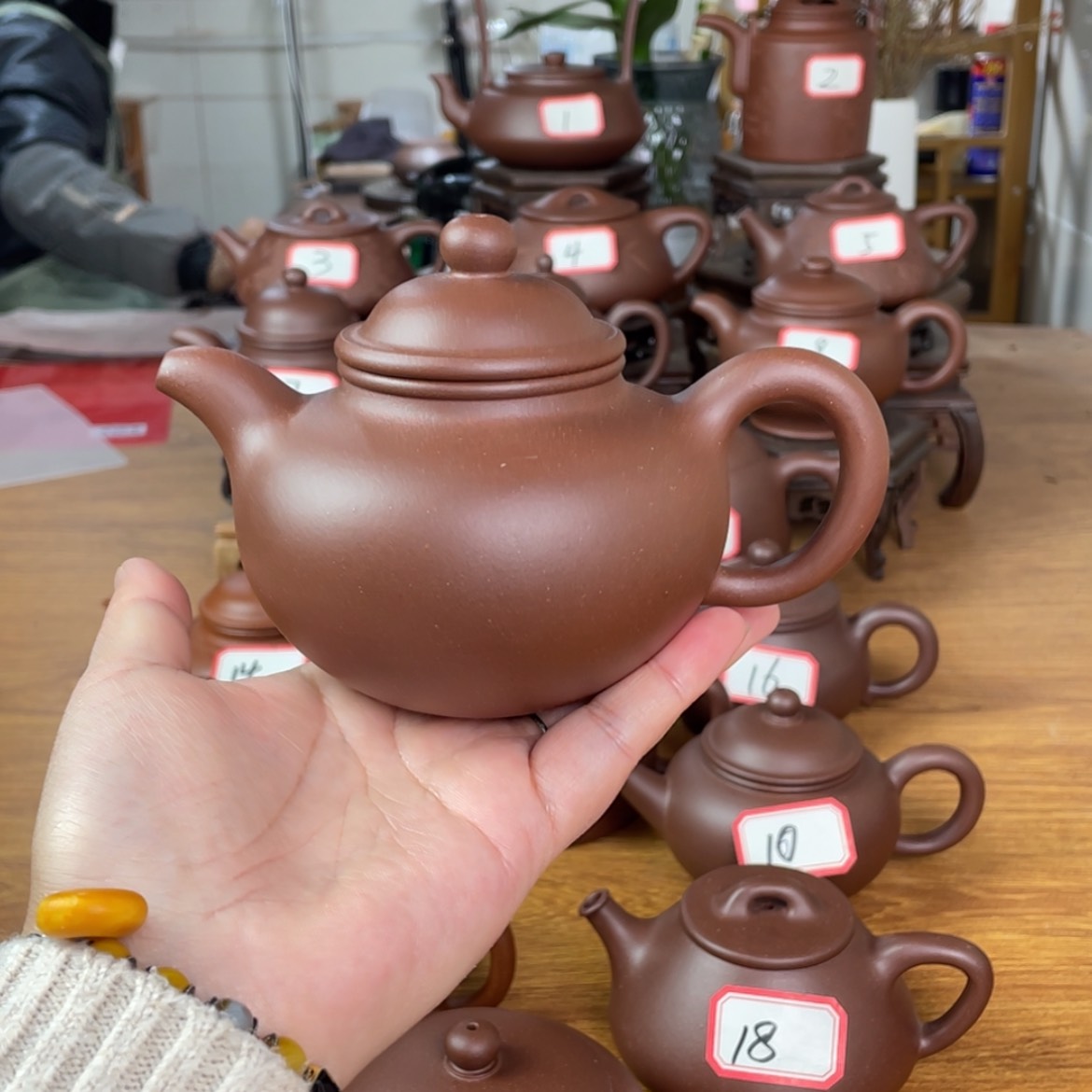 【闪购商品】茶壶紫砂颜**空底槽青掇球～容量：280