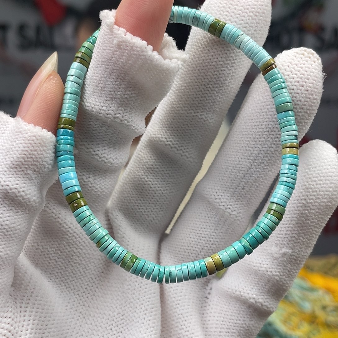 绿松石未镶嵌挂件