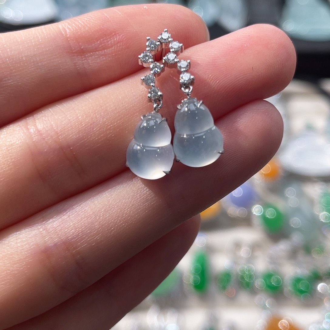 翡翠18K金镶嵌耳饰翡翠