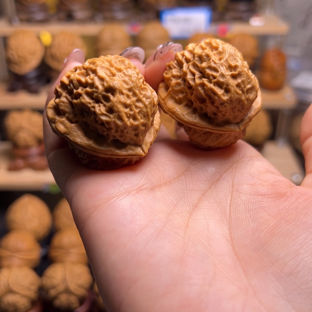 把件桃核杉湖纹蛤蟆H15、38……