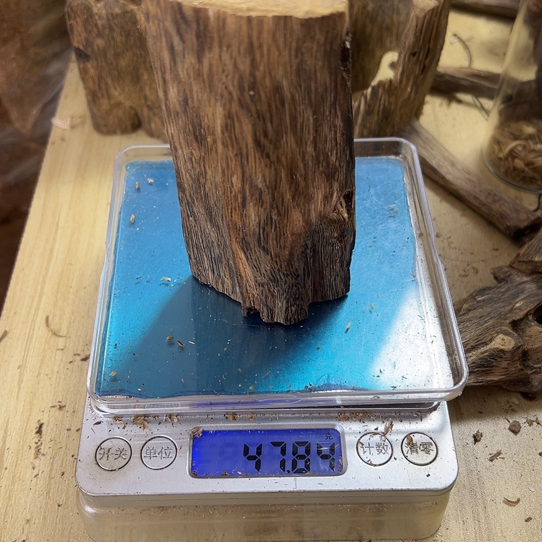 香料绿奇楠虫漏47克白棋