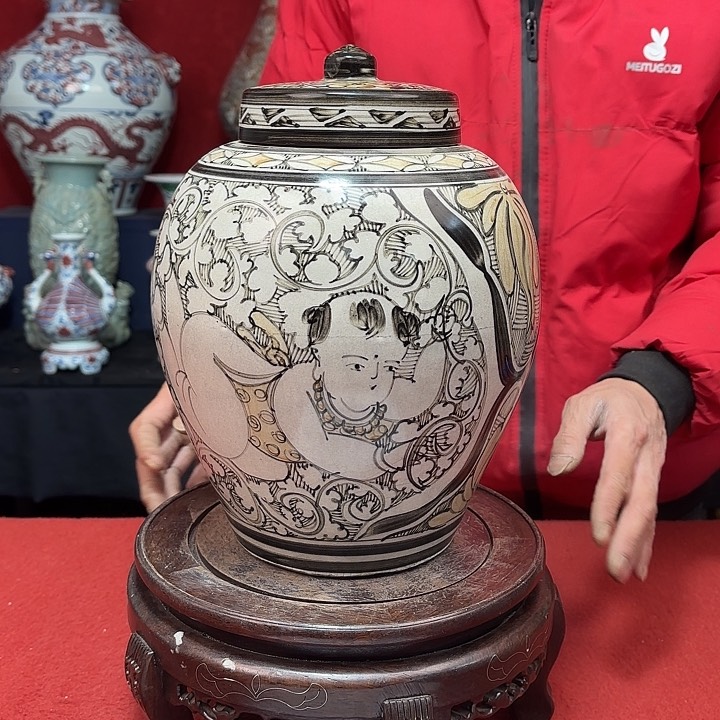 瓷片