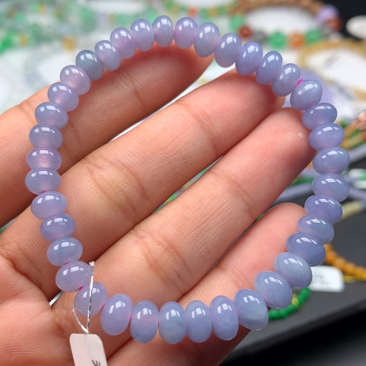 翡翠手镯未镶嵌卡