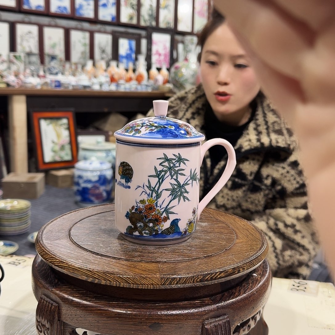 瓷摆件/////景德镇陶瓷瓷器。