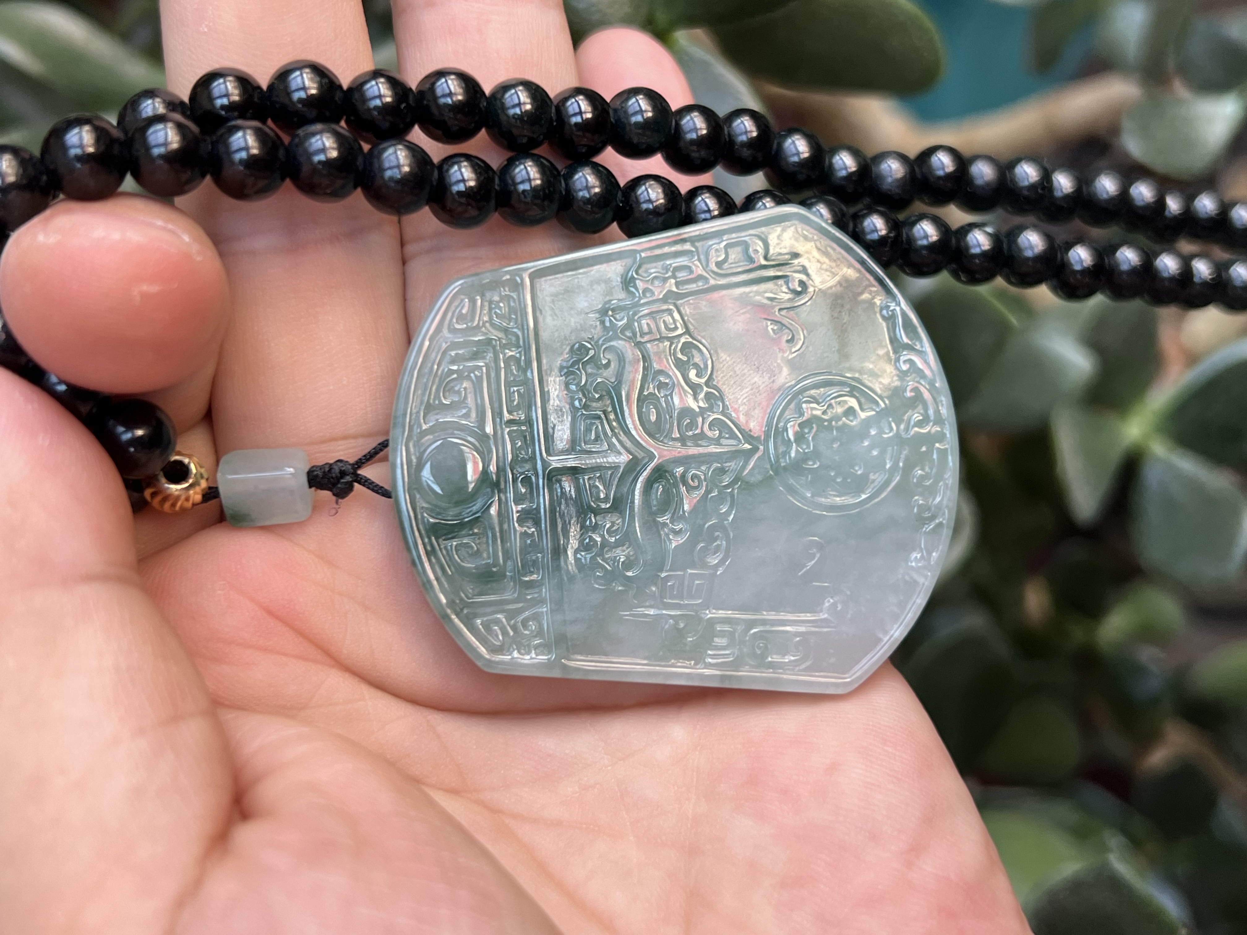 翡翠飘绿花仿古无事牌吊坠冰种润透